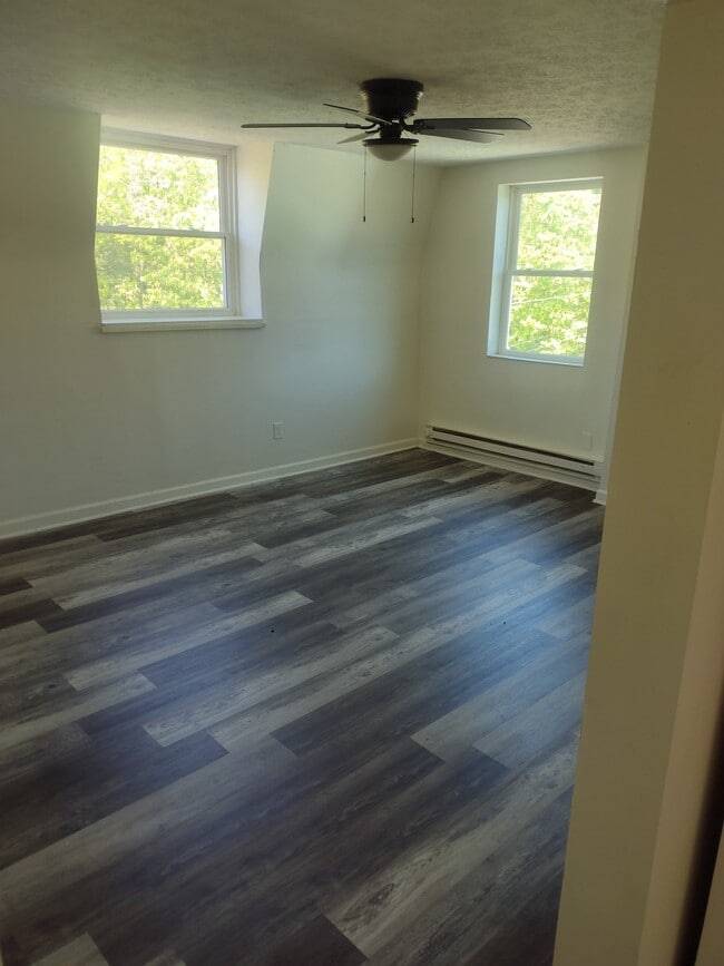 Photo - 2556 Beekman St Unit 301