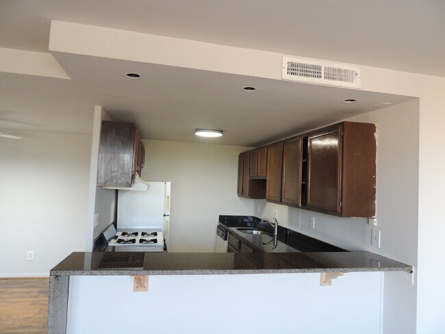 Photo - 4600 Duke St Unit 1623