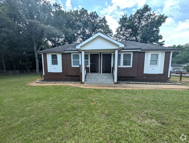Building Photo - Minutes from Uptown/I-85/I-485!  100% Upgr... Rental