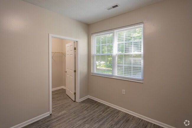 3HAB, 2BA - 1,250 ft²