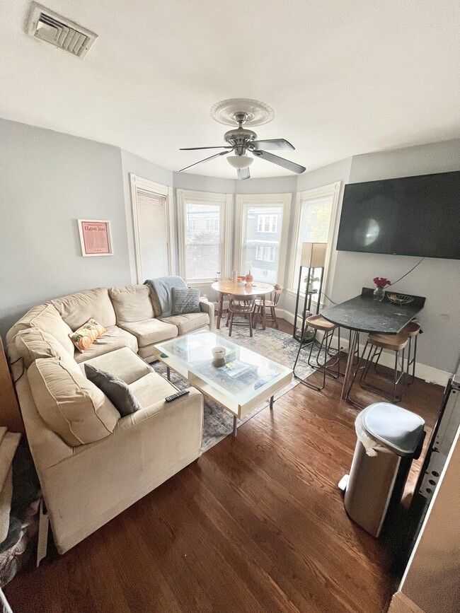 Photo - 43 Hillside St Unit 2