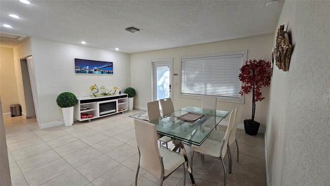 Photo - 436 NE 25th Ave