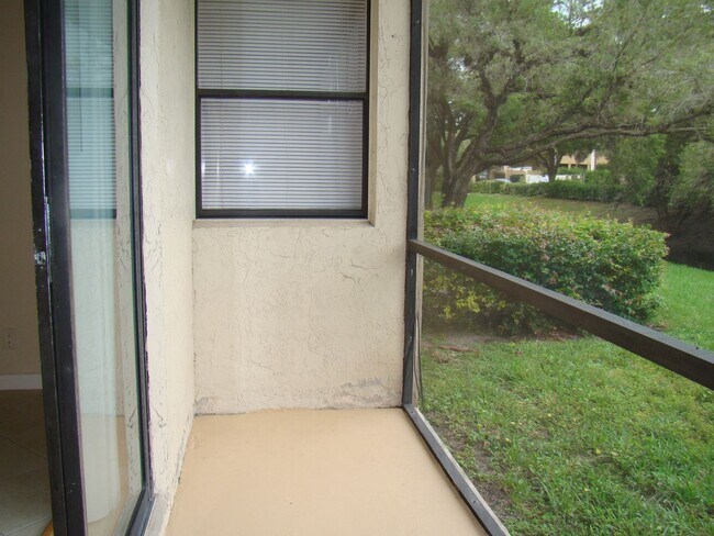 Photo - Slashed Rates SPECIALS up to 3 MONTHS FOR FREE ON SELECT UNITS Price Reduced Unit 11571-B1 - Westmount