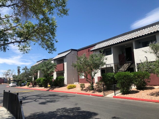 Las Palomas Apartments