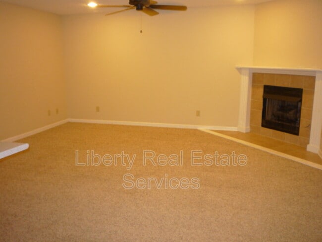 Photo - 306 N Main St Unit 2C