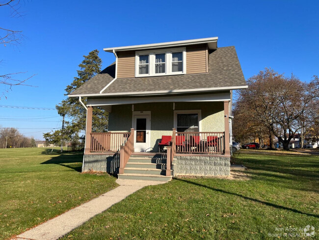 Building Photo - 600 McKinley St Rental