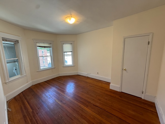 Photo - 348 Faneuil St