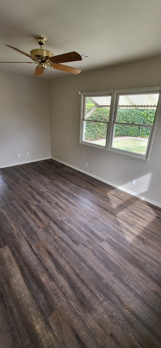 Photo - 154 Madeline Dr Unit Back