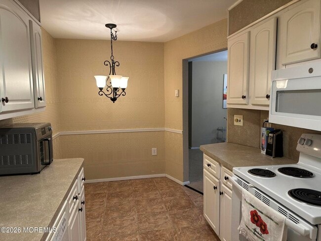 Photo - 10 Pine Cluster Cir