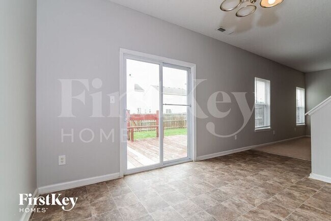 Photo - 7138 Parklake Pl