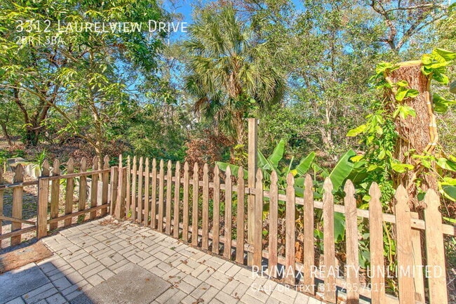 Photo - 3312 Laurel View Dr