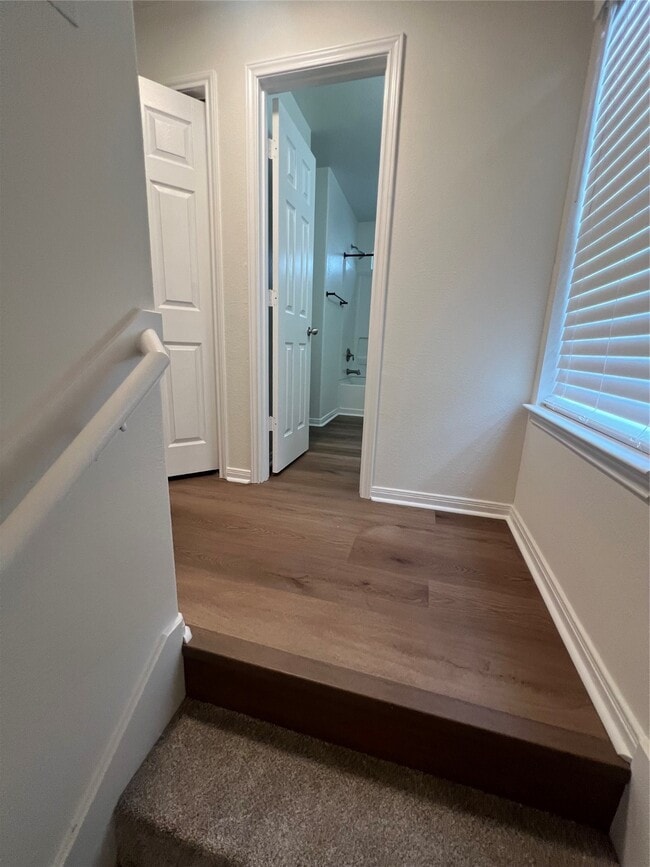 Building Photo - 176 Binnacle Ct Unit A