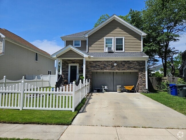 Building Photo - Beautiful Single Family in Heart of Norfolk! Rental