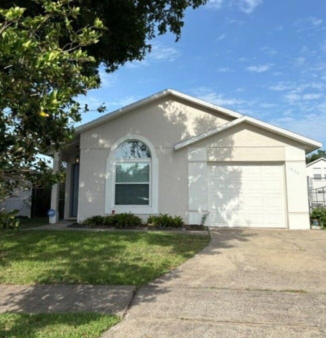 Building Photo - 3 Bedroom, 2 Bath Home Near Orlando International Airport in Meadows of Boggy Creek