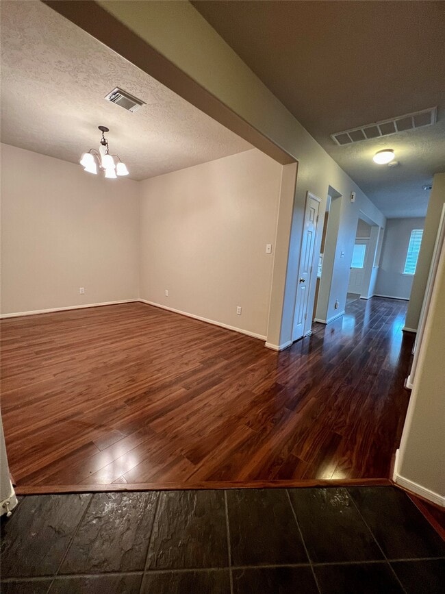 Photo - 7535 Park Bend Ln