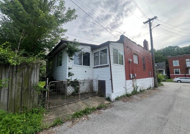 Photo - 2810 Norwood Ave