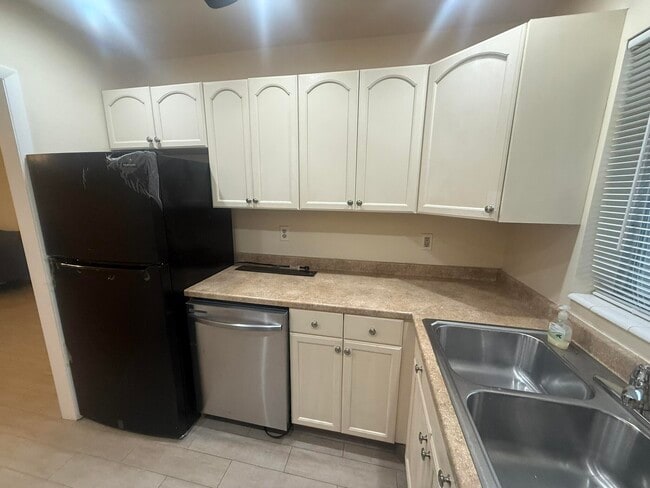 Photo - 2509 Dudley C Dr Unit C