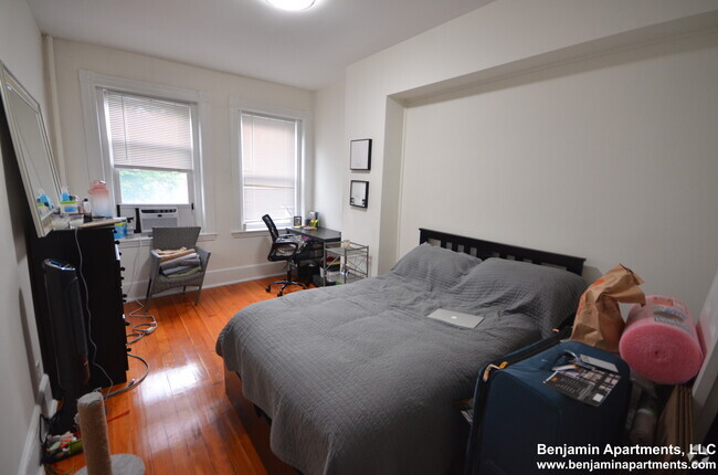 Building Photo - 73 Brighton Ave Unit 2 Rental
