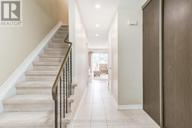 Photo - 3400 Rhonda Valley