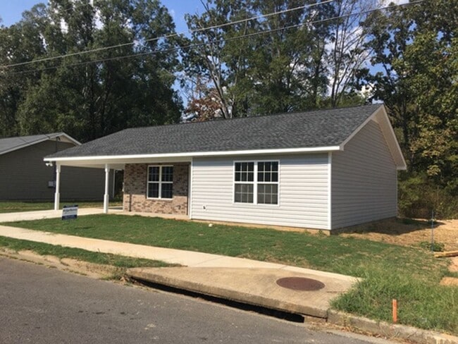 Photo - 3/2 House in West Rome $1,295