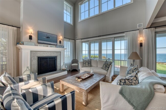 Photo - 1000 Sound Dr