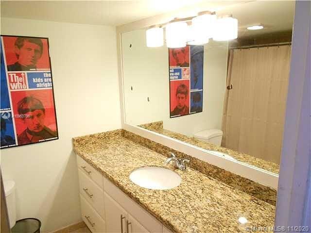 Photo - 555 NE 15th St Unit 410