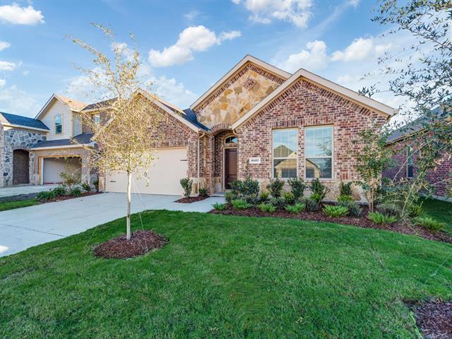 Photo - 3127 Maverick Dr House