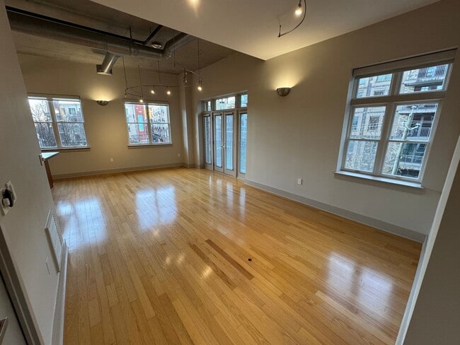 Photo - One Bedroom Loft Condo in Midtown, Atlanta