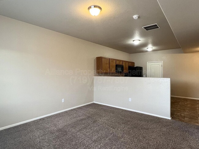 Photo - 7506 Red Creek View