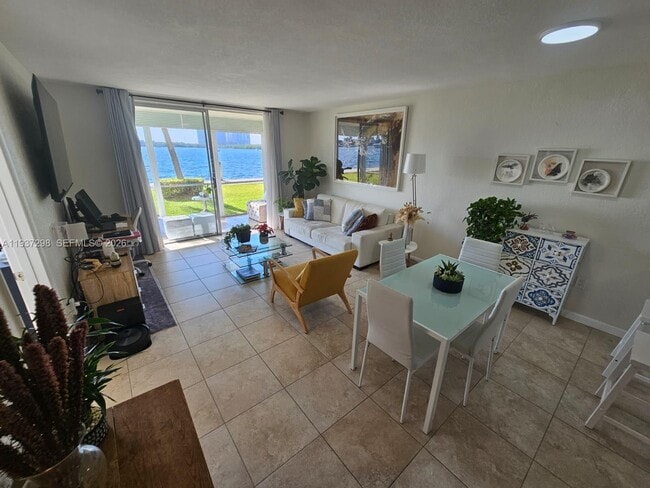 Photo - 3000 Marcos Dr Unit P102