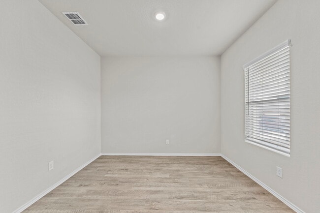 Photo - 7115 Mesa Cliffs