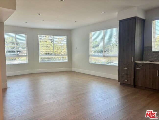 Photo - 14419 Riverside Dr Unidad 306