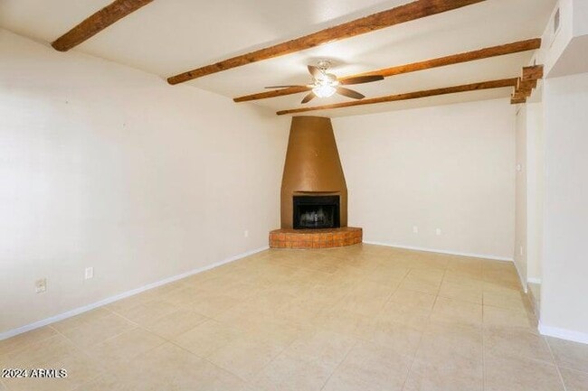 Photo - 1446 E Grovers Ave