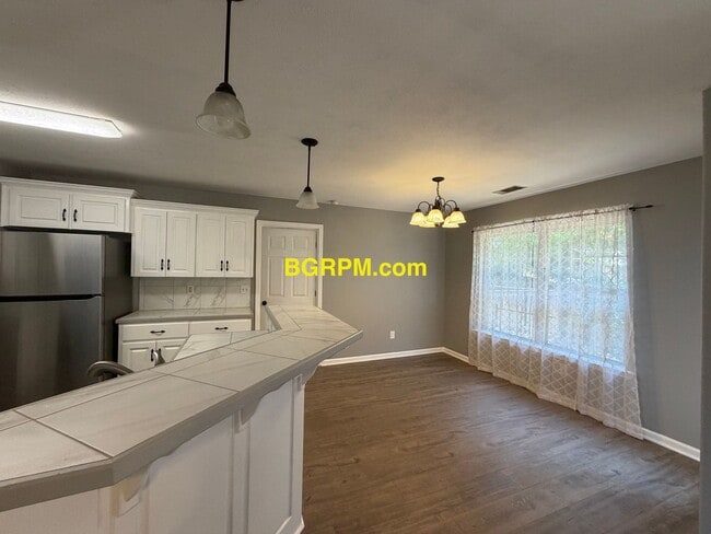 Photo - 113 Corbin Cir