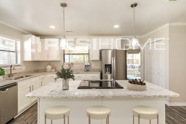 Photo - 1258 Palm Dr