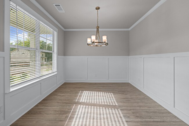 Photo - 3907 Lockaby Way