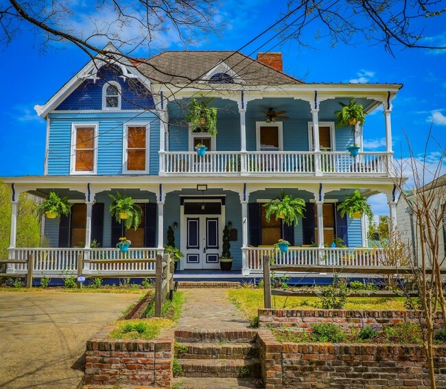 Photo - 1219 Adams St