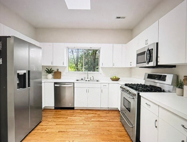 Photo - 107 Bay Colony Ct
