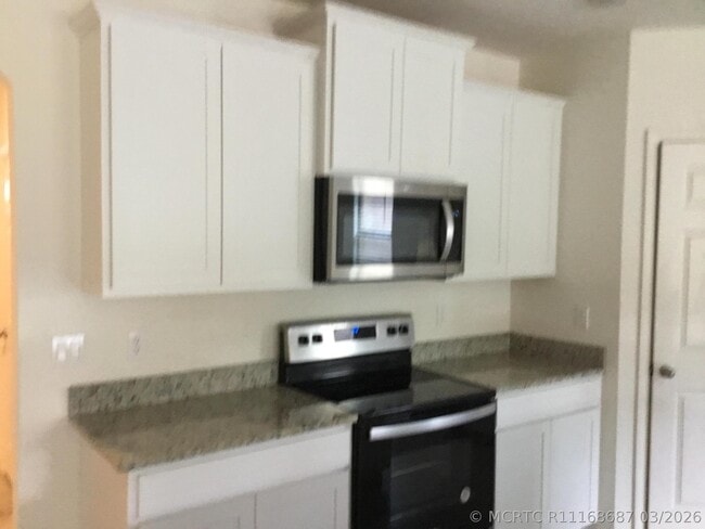 Photo - 6277 NW Regent St