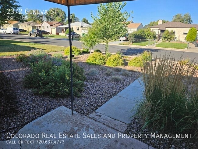 Photo - 2372 Geneva St