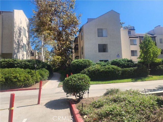 Building Photo - 5202 Summertime Ln