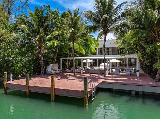 Photo - 3734 Chase Ave