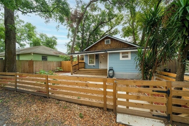 Photo - 6704 N Taliaferro Ave