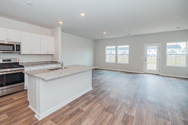 Photo - Spacious 3 bedroom Townhome with pond view
