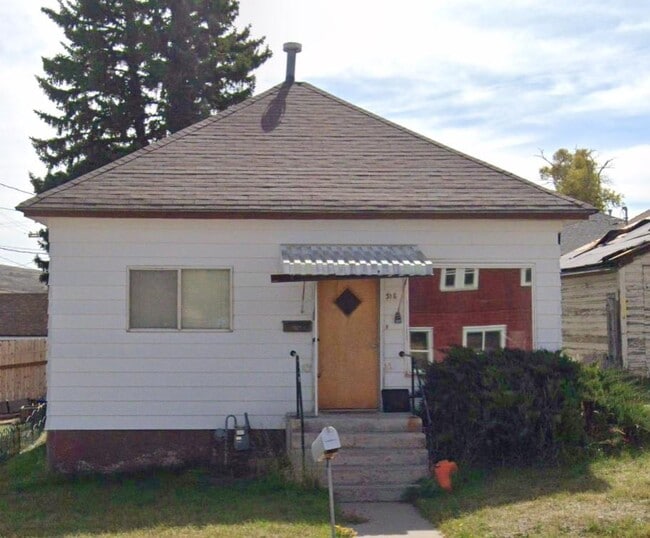 318 Pearl St