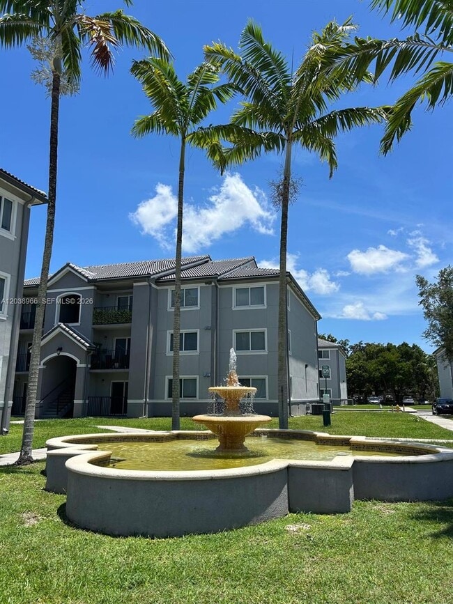 Building Photo - 15460 SW 284th St Unit 4207