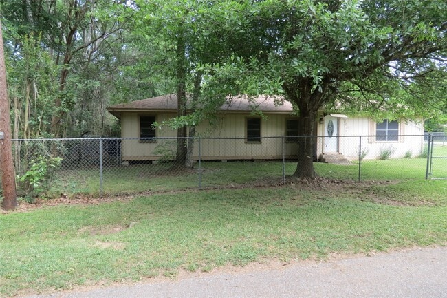 Photo - 380 Keeland Dr