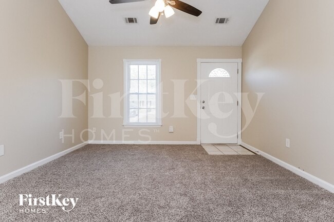 Photo - 705 Mills Dr