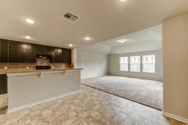 1015 Willowick Bay Dr