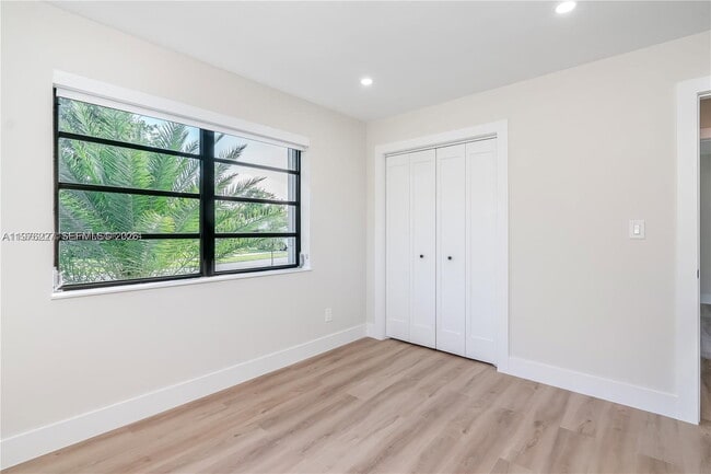 Photo - 8421 SW 27th Terrace
